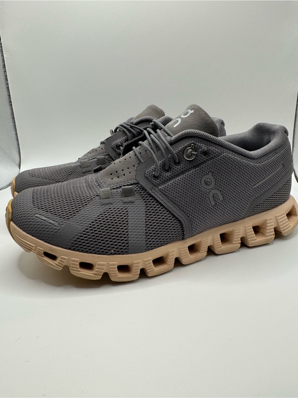 On Cloud 5 Running Women’s Sneakers Zinc Shell 6.5